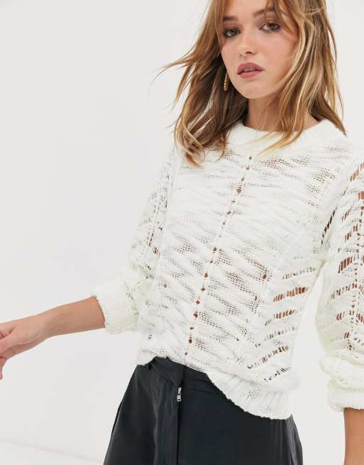 White open outlet stitch sweater