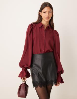 volume sleeve ruffle soft cuff shirt in burgundy-Red