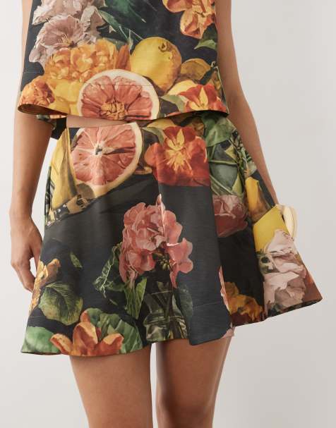 ASOS DESIGN - Voluminøs nederdel i bonded materiale med rundt snit og frugtprint - Del af sæt - view 1
