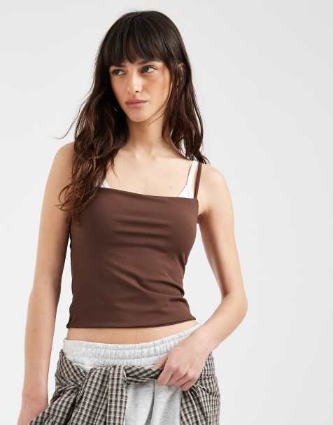 ASOS DESIGN - Vormgevende cropped cami top in bruin - view 1