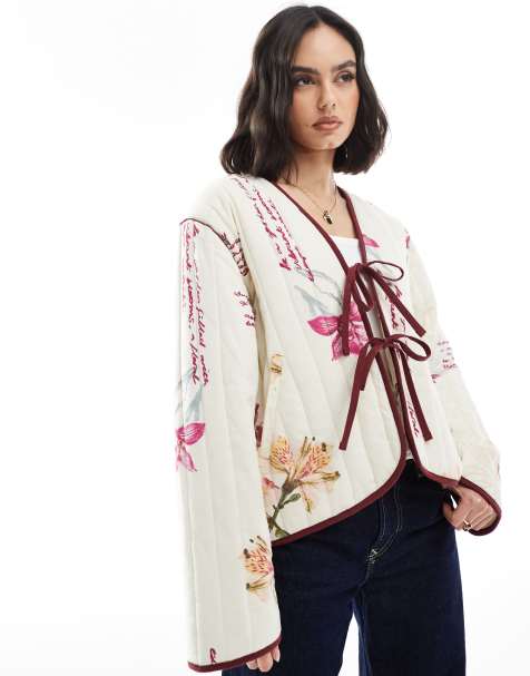 ASOS DESIGN – Vorne gebundene Steppjacke mit Blumenmuster - view 1