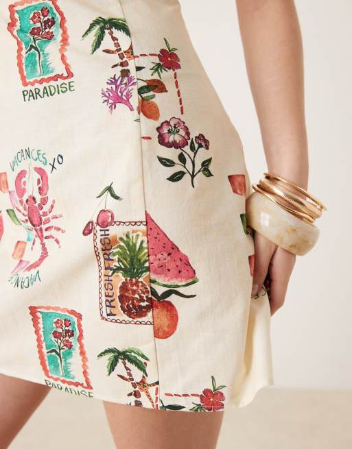 ASOS DESIGN – Vykortsmönstrad, blockfärgad miniklänning med axelband i linne och bomull, 2 av 4