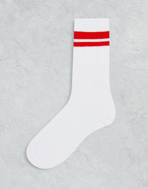 ASOS DESIGN – Wadenhohe, gerippte Socken mit grünen und roten Streifen im 2er-Pack, 2 von 4