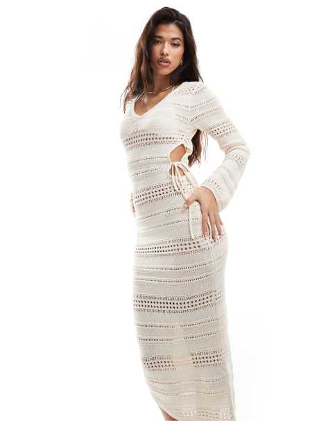 ASOS DESIGN – Wadenlanges Strickkleid mit Lochstrickmuster und Cut-Outs - view 1