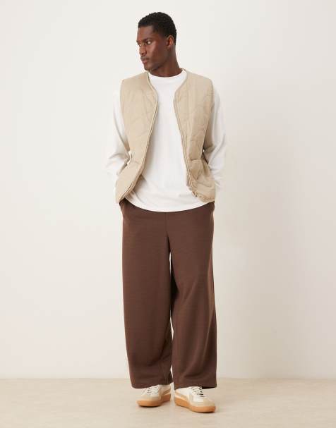 ASOS DESIGN waffle balloon jogger with woven badge in brown - view 1
