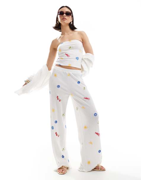 ASOS DESIGN waffle bandeau co-ord in holiday embroidered in white - WHITE - view 1