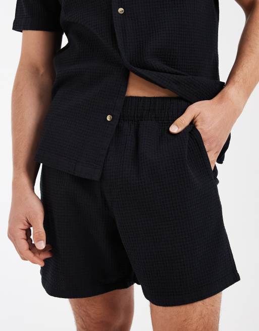ASOS DESIGN waffle textured mid-length shorts in black (Part of a set), 4 of 5