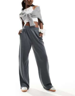 ASOS DESIGN ASOS DESIGN waffle wide leg trouser in washed charcoal - CHARCOAL-Grey