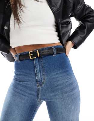 waist and hip belt with square buckle in black