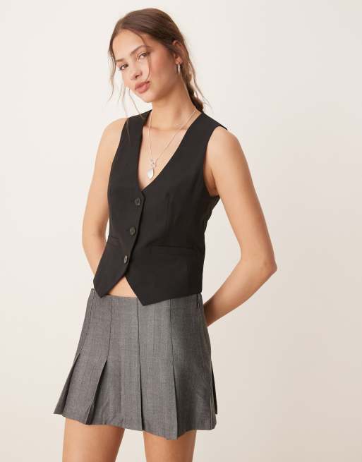  ASOS DESIGN waistcoat in black