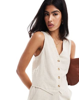 ASOS DESIGN waistcoat with linen in natural check co-ord