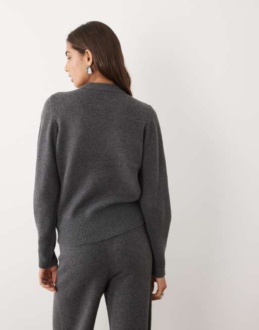 ASOS DESIGN waisted crew neck jumper with wool in charcoal, 4 of 4