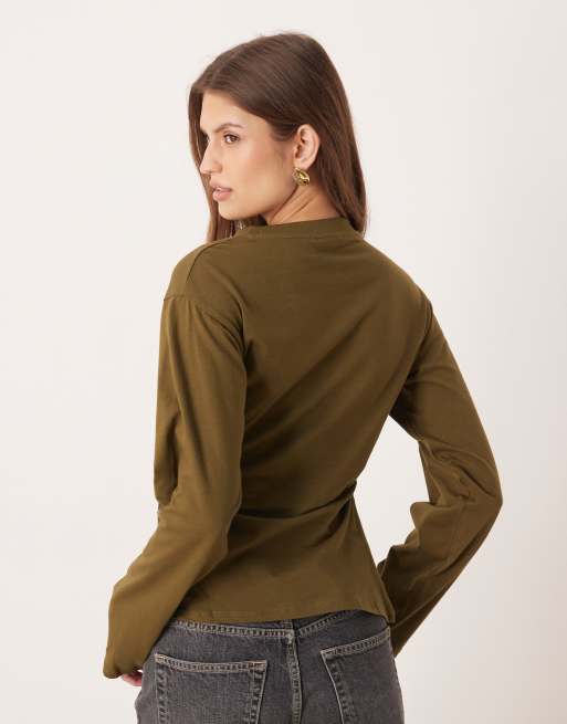 ASOS DESIGN waisted side spilt hem long sleeve tee in olive, 2 of 4