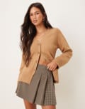 [ASOS DESIGN] ASOS DESIGN waisted v neck cardigan with pocket detail in biscuit-Neutral S Biscuit