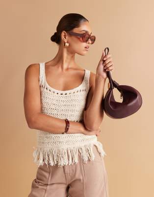 ASOS DESIGN - Wandelbare Cookie-Clutch-Handtasche und Schultertasche in Burgunderrot