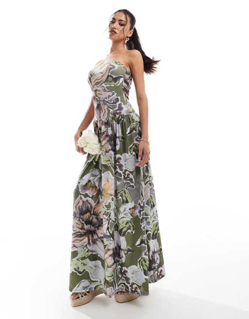 ASOS DESIGN – Warstwowa sukienka maxi z dekoltem bandeau i obniżonym dołem w ciemny kwiatowy wzór