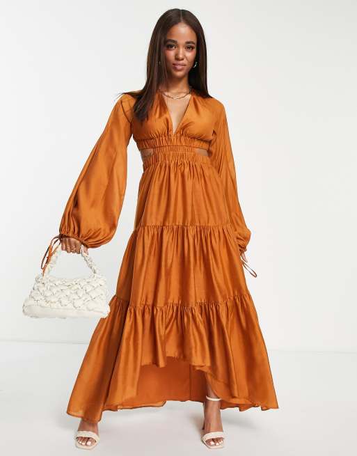ASOS DESIGN – Warstwowa sukienka maxi z ozdobnym marszczonym paskiem 