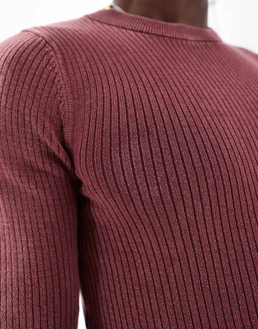 ASOS DESIGN washed knitted muscle rib crew neck jumper in burgundy  , 3 of 4