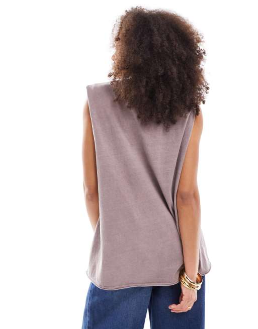 ASOS DESIGN washed oversized tank with drop arm hole in washed chocolate, 3 of 4