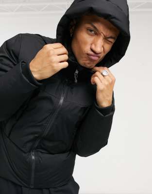 black puffer coat waterproof