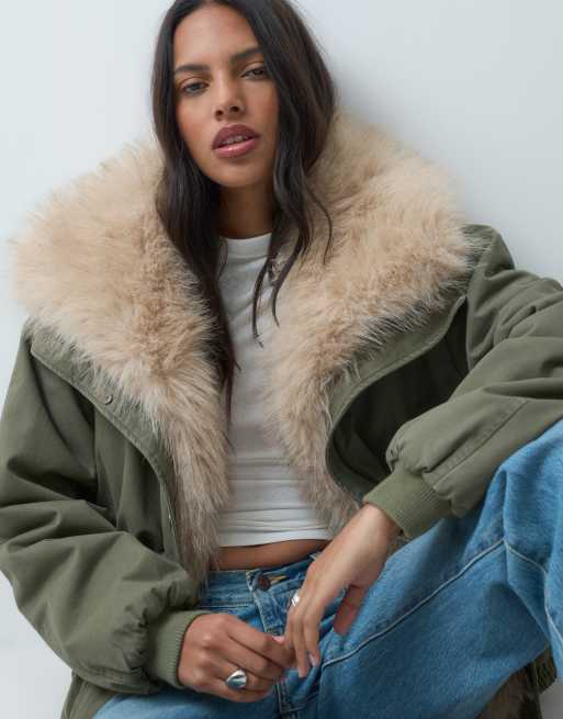 ASOS DESIGN waterfall bomberjakke i imiteret pels og bomuld i salviegrøn, 2 af 4