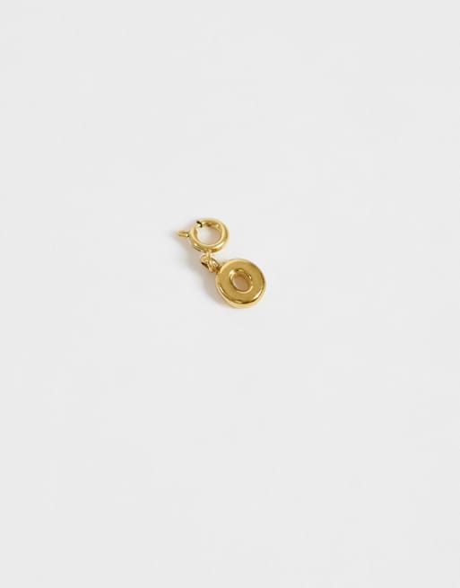 ASOS DESIGN waterproof stainless charm in letter O in gold tone, 3 of 4