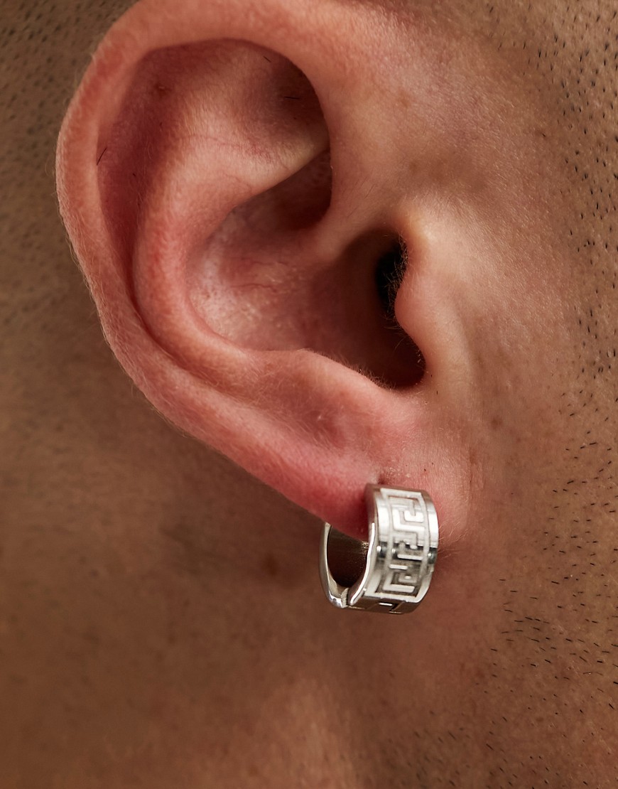 waterproof stainless steel hoop earrings with greek wave in silver tone