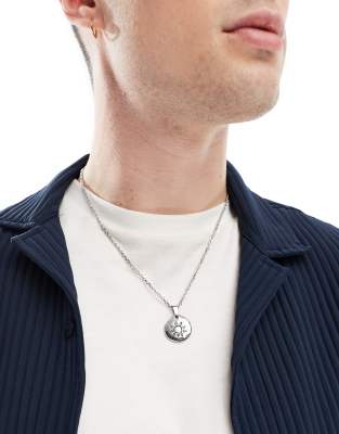 waterproof stainless steel pendant necklace in silver tone