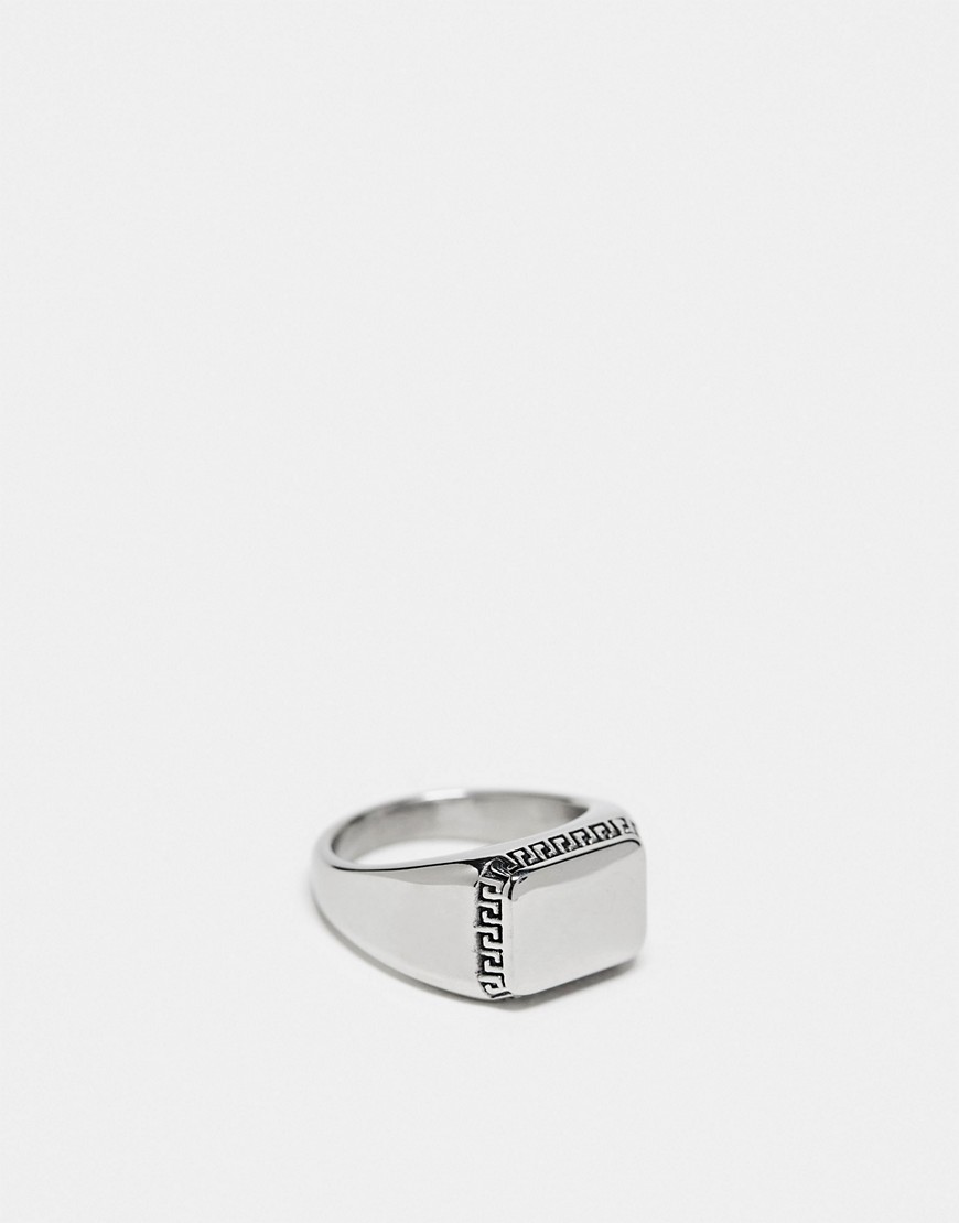 waterproof stainless steel signet ring with texture in silver tone