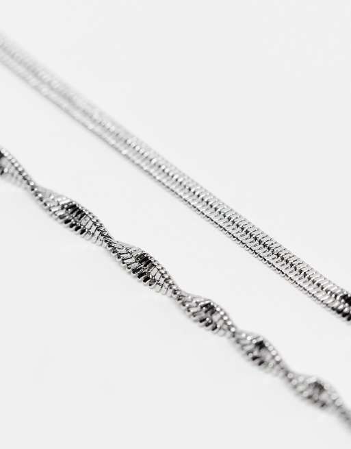 ASOS DESIGN waterproof stainless steel skinny rope sunglasses chain in silver tone, 3 of 4