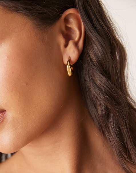 ASOS DESIGN waterproof stainless steels hoops in angular shape in gold tone - view 1