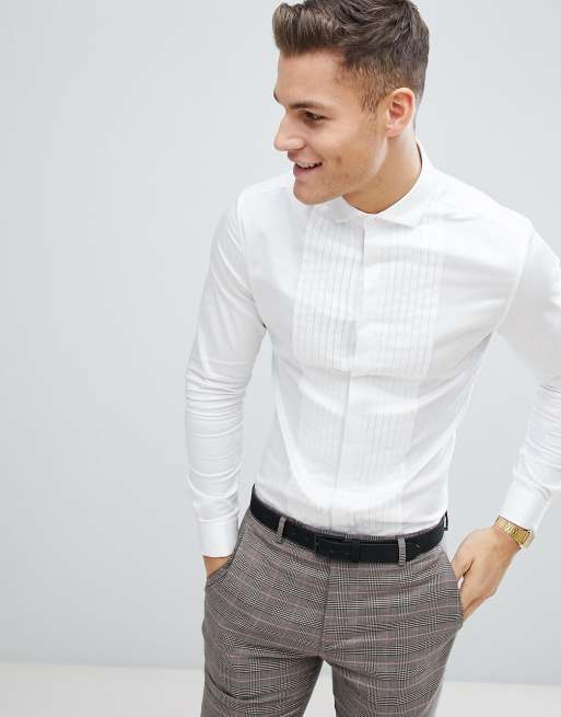 ASOS DESIGN Wedding - Chemise ajustée aspect satiné avec plis et double manchette - Blanc