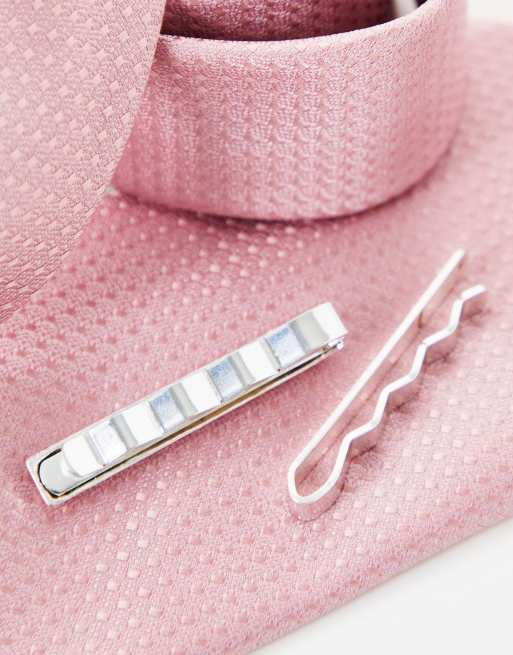 ASOS DESIGN Wedding - Set van 2 dasspelden in zilver en zilver met reliëf, 3 van 4
