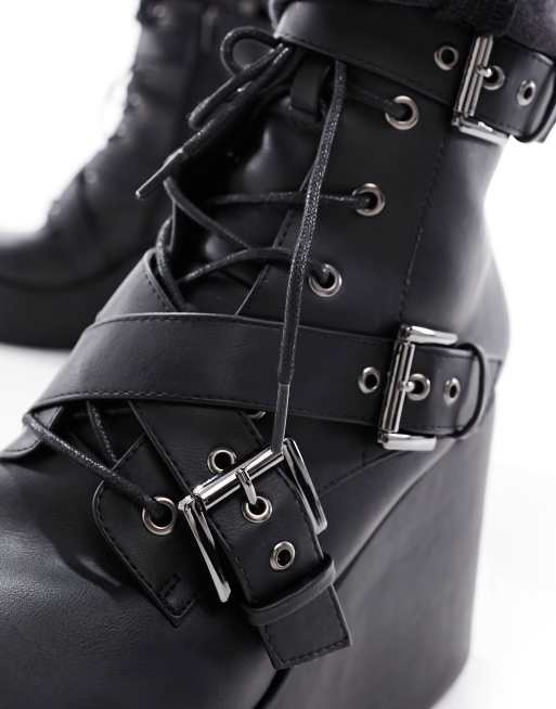 Studded hot sale wedge booties