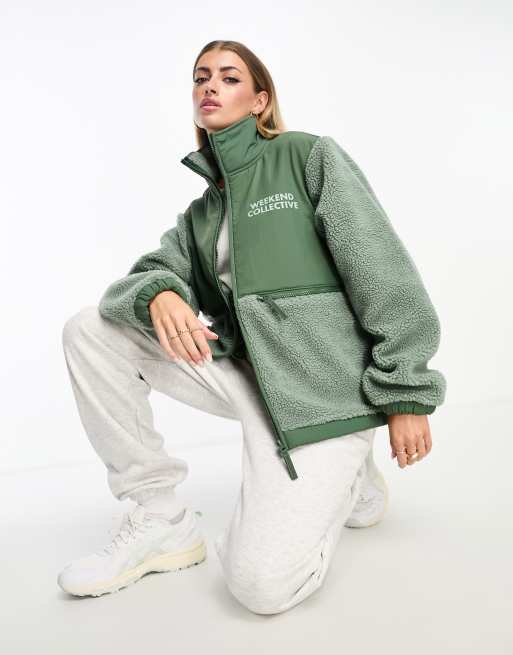 ASOS DESIGN - Weekend Collective - Fleece met borg en nylon met rits in saliegroen