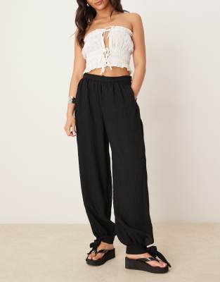 ASOS DESIGN - Weiche Billow-Hose in Schwarz mit Strukturmuster