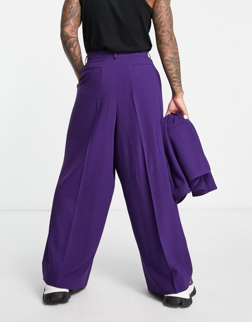 ASOS DESIGN – Weiche, elegante Anzughose aus Krepp in Dunkellila mit extrem weitem Bein , 2 von 4