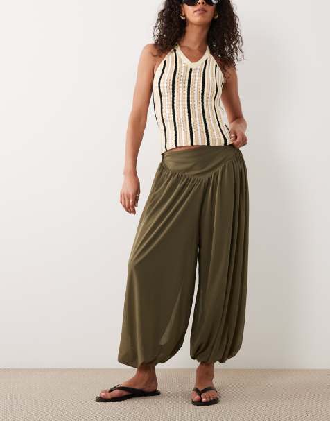 ASOS DESIGN – Weiche, kurze Ballonhose in Olivgrün mit breitem Bund - view 1