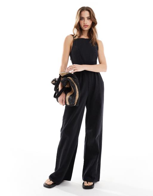 ASOS DESIGN Weicher Denim Jumpsuit in Schwarz mit Bindeband hinten ASOS