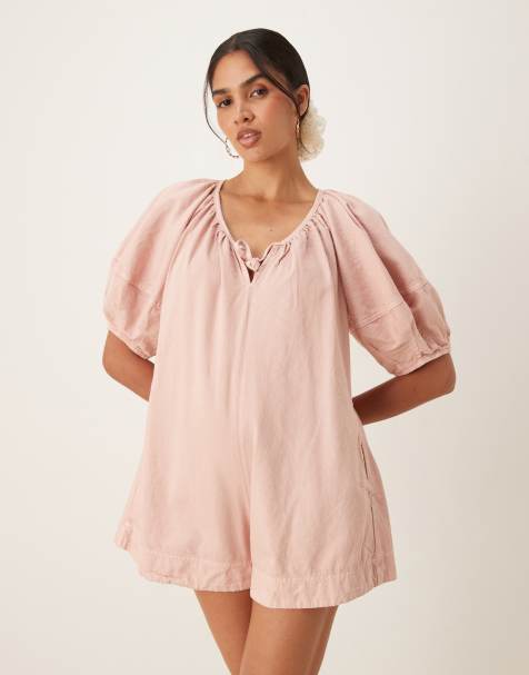 ASOS DESIGN – Weicher Denim-Playsuit in Rosa mit Ballonärmeln - view 1