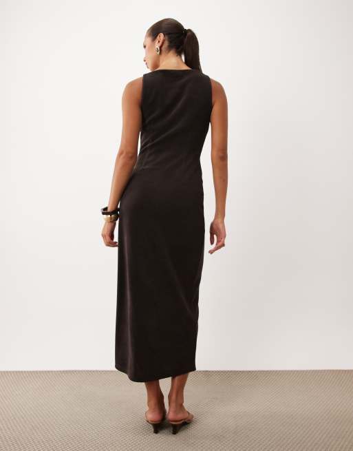 ASOS DESIGN weiches Cord-Midikleid mit U-Boot-Ausschnitt in Braun, 4 von 4