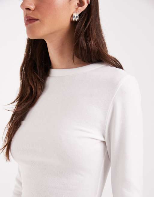 ASOS DESIGN – Weiches, figurbetontes, langärmliges Longline-T-Shirt in Cremeweiß, 3 von 4