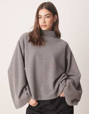 ASOS DESIGN - Weiches Top in Anthrazit mit weiten Ärmeln und Rollkragen-Grau