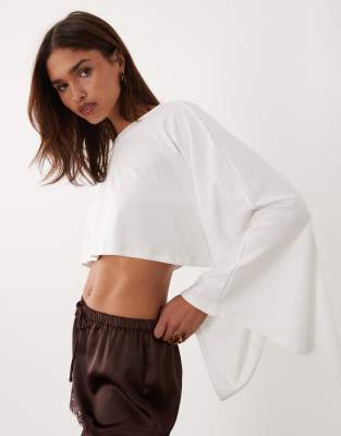 ASOS DESIGN - Weißes Jersey-Oberteil im Cape-Stil