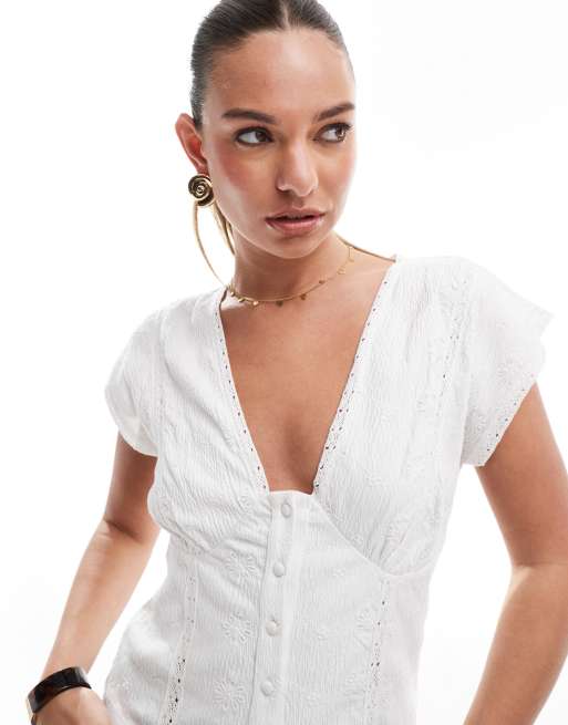 ASOS DESIGN – Weißes Sommeroberteil mit Lochstickerei und Spitzendetail, 2 von 4