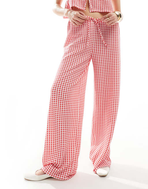 ASOS DESIGN – Weit geschnittene Hose mit Vichy-Karo in Rot, 4 von 5