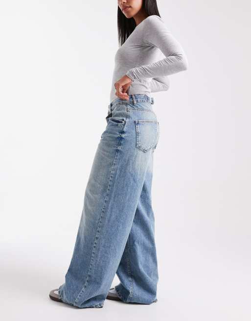  ASOS DESIGN – Weit geschnittene Jeans in blassblauer Vintage-Waschung mit hohem Bund und Zuglasche, 3 von 5