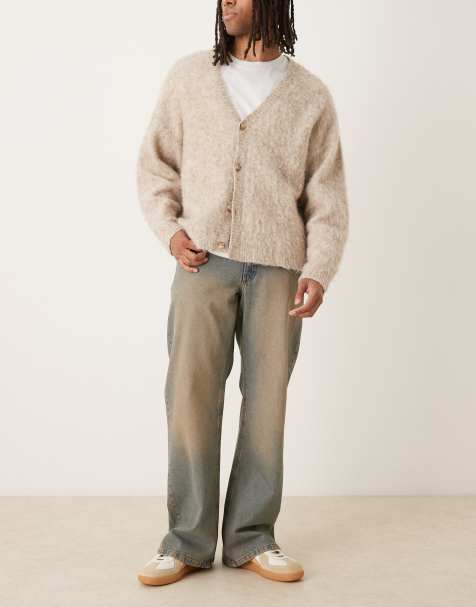 ASOS DESIGN – Weit geschnittene Schlagjeans in verwaschenem Mittelblau mit Farbstich - view 1
