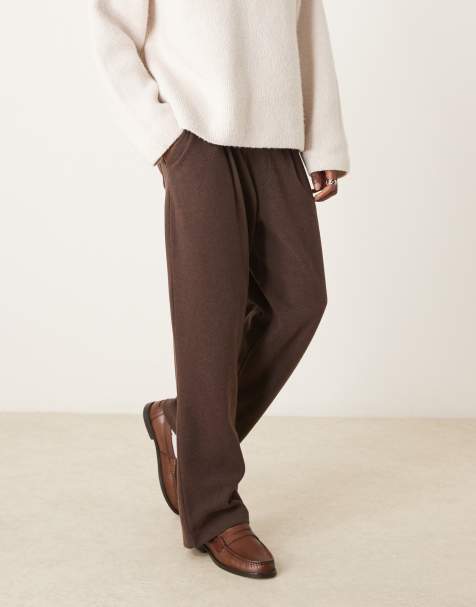 ASOS DESIGN – Weite, elegante Jogginghose in Braun mit angerauter Ripp-Struktur - view 1