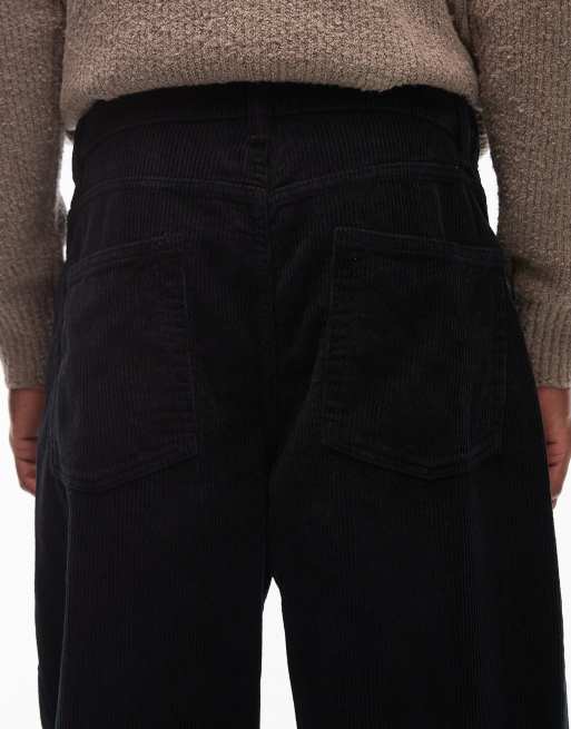 ASOS DESIGN – Weite Hose aus Cord in Schwarz, 5 von 5